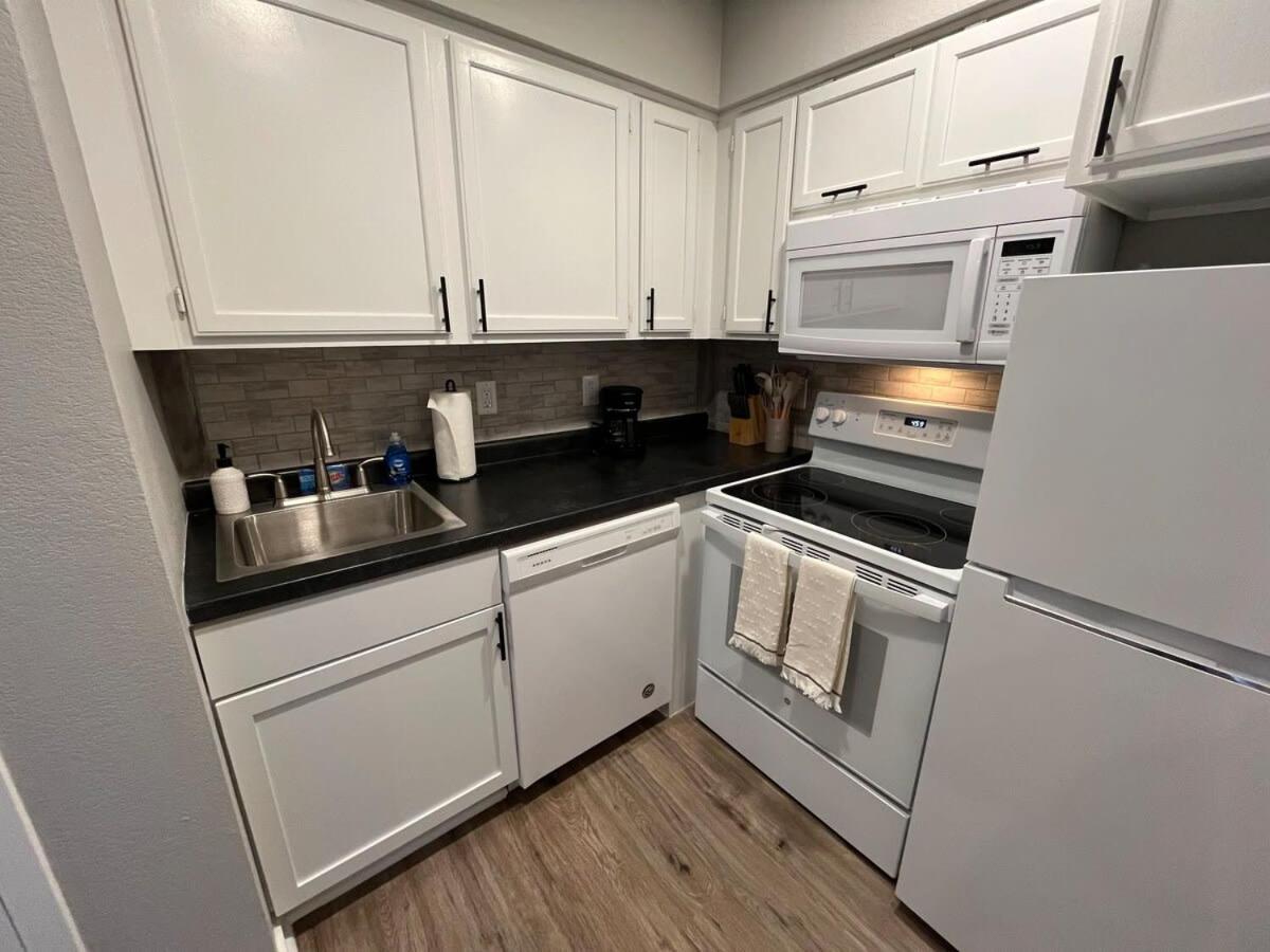Aksarben 1 Bedroom-Close To I-80 Ομάχα Εξωτερικό φωτογραφία